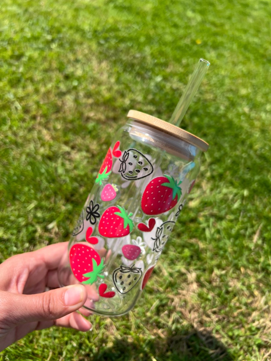 Strawberry glass tumbler with bamboo lid and straw