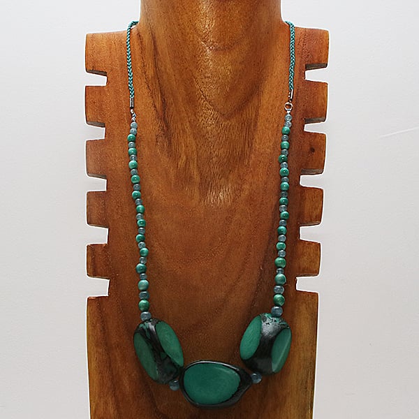 Aqua Triangles Necklace