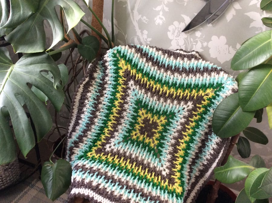 Crochet blanket in bright colours 