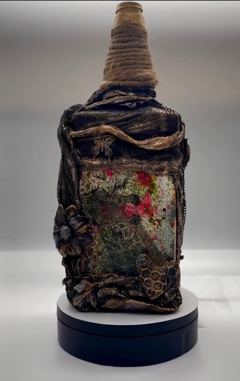 Jack Daniel’s giraffe bottle 