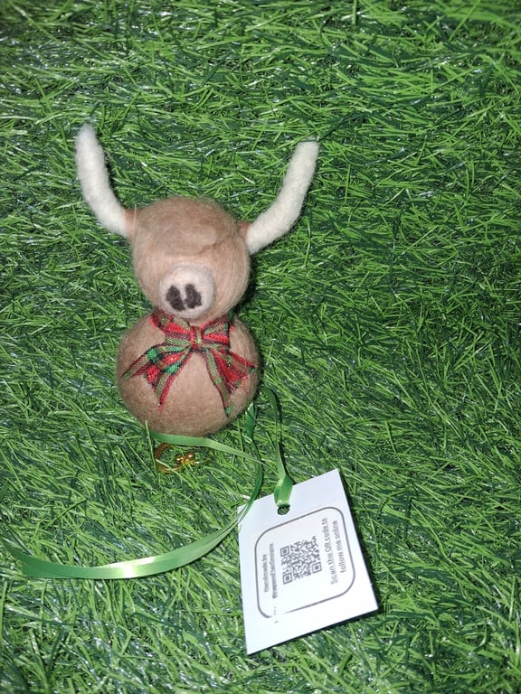 Highland Cow Keyring  Cute Bag Charm  purses, or backpacks.Accessory