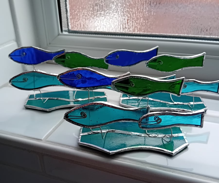 Fish shoal - free standing stained glass suncatcher 