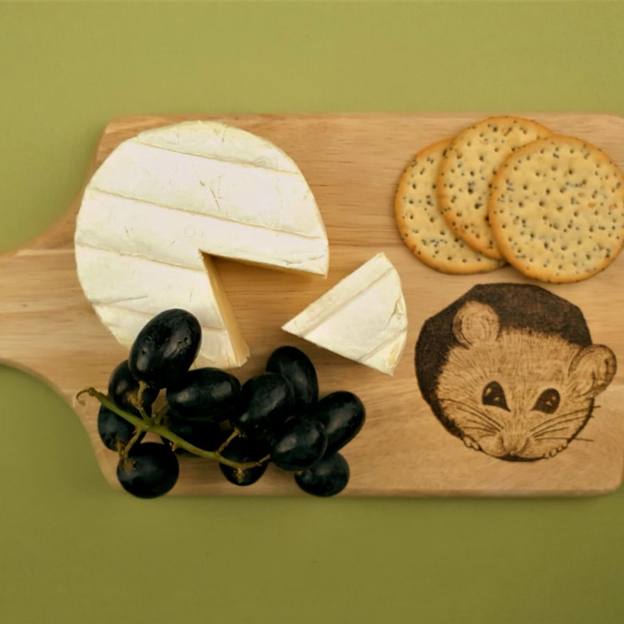 Personalised Cheese Board, A Charcuterie Board with handle. Mouse Kitchen Gifts