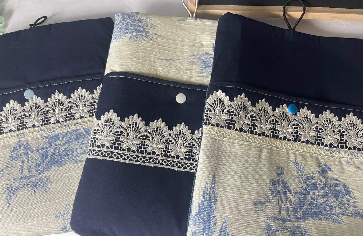 Book Sleeve - LARGE 8 x 10 inches (approx)