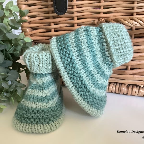 Baby Boy's Booties 3-9 months size 