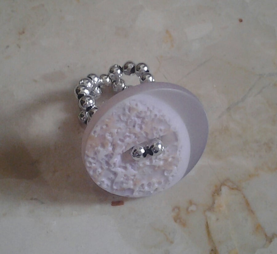 Elasticated Button Ring