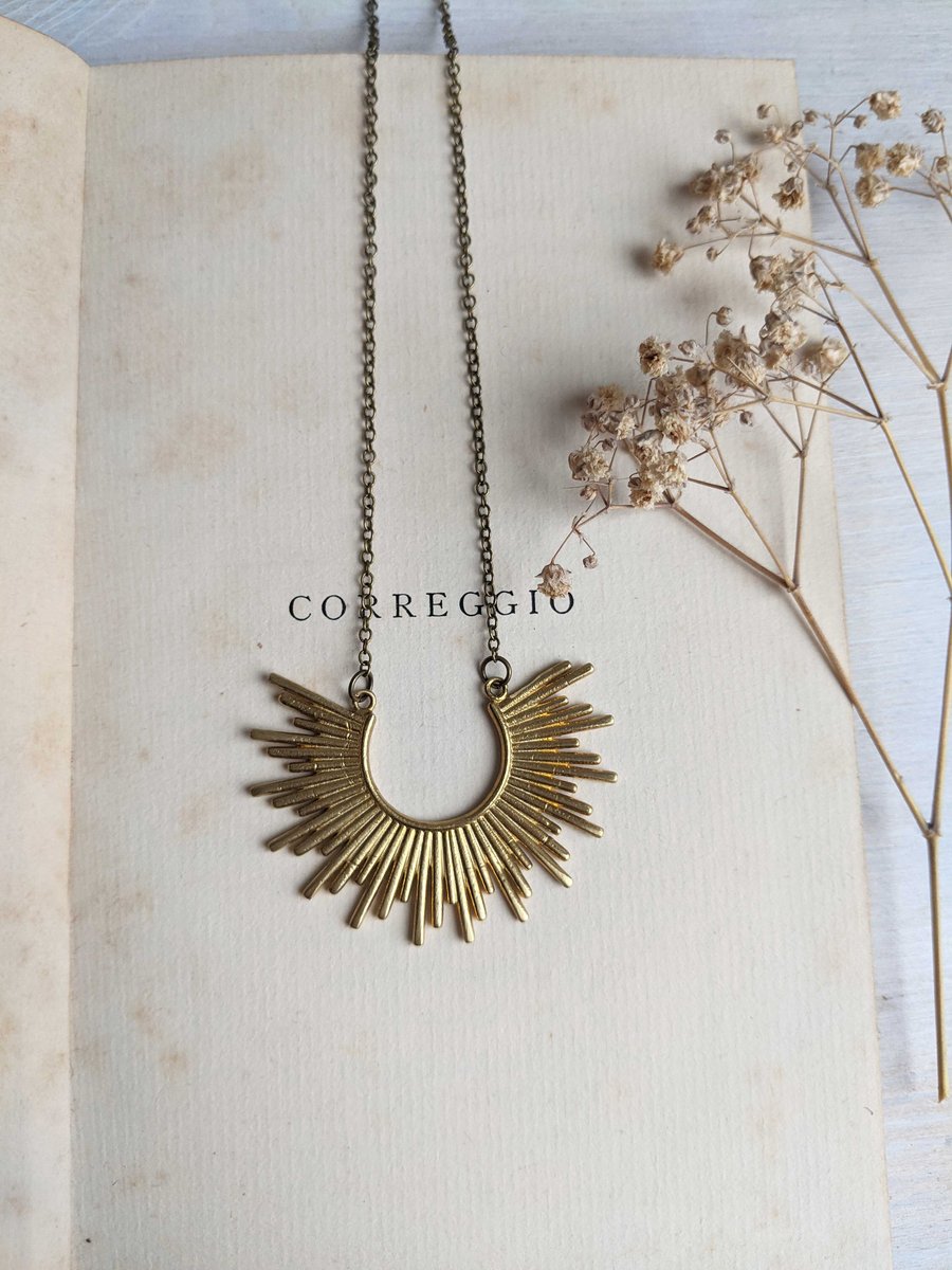 Sunburst golden brass necklace - textured brass horseshoe on fine chain - deco