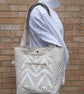 Large cream and white tote bag.  - Image 7