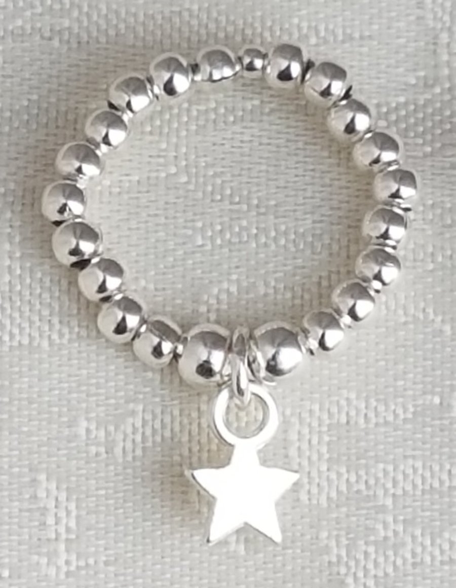 Beautiful Silver Bead Ring with Star Charm - UK Ring Size M