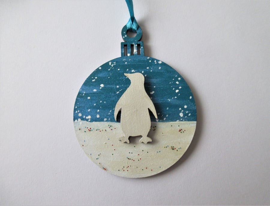 Penguin Christmas Tree Bauble Hanging Decoration Snow Winter Scene