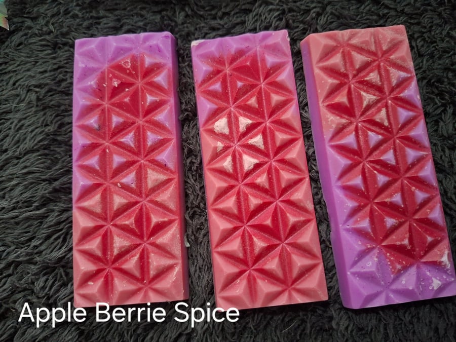 Apple Berrie Spice wax melt bar