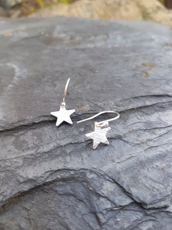 Star earrings small
