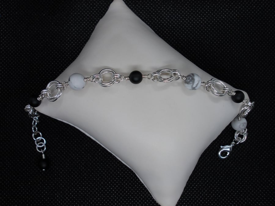 SALE - Black and white chainmaille bracelet