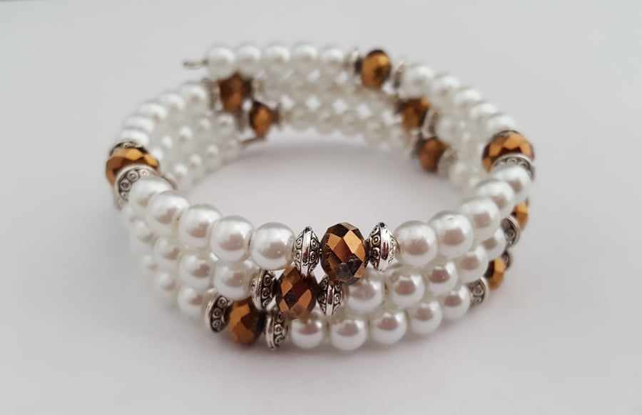 White and coppery beaded wrap bracelet - 2001416