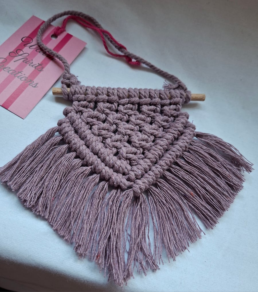 Macrame mini wall hanging