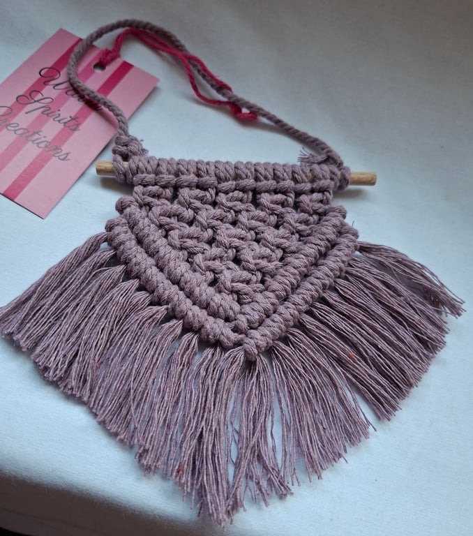 Macrame mini wall hanging
