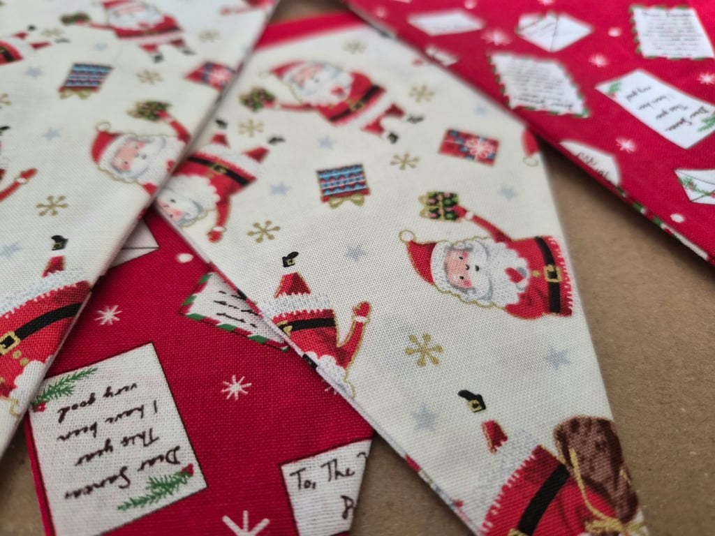 Jolly Santa Bunting