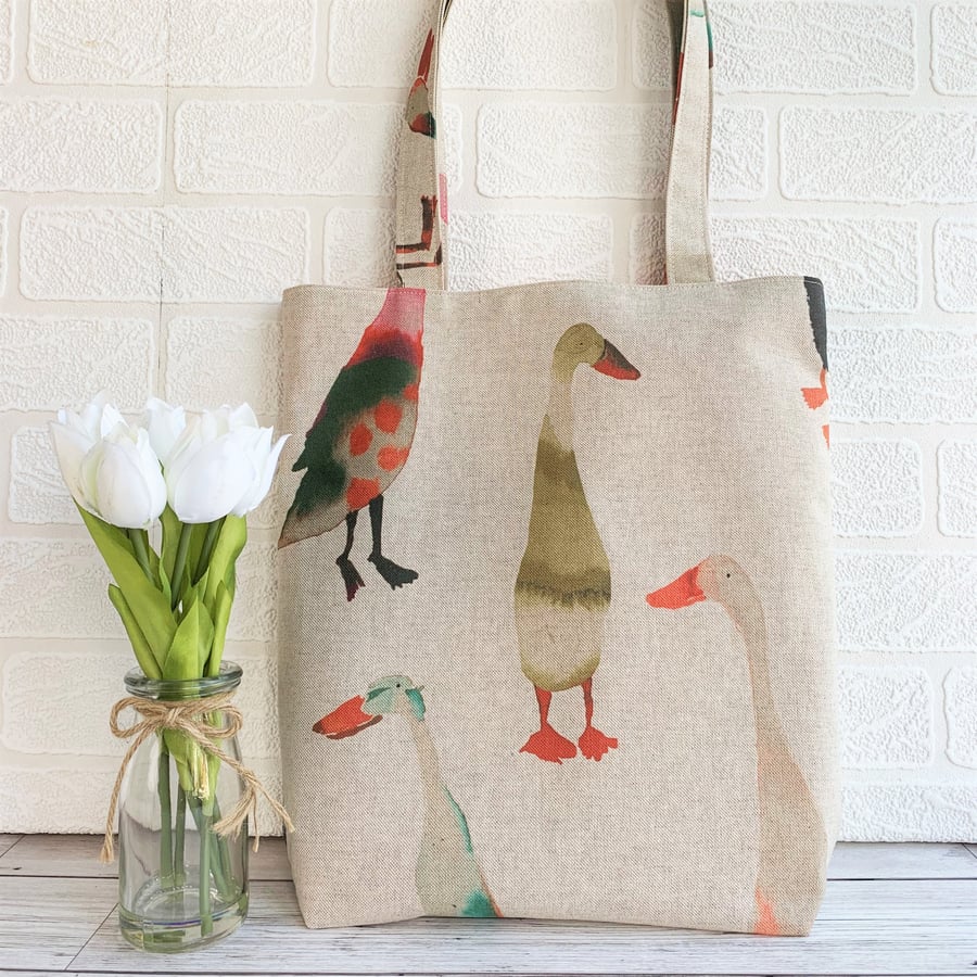 Ducks print tote bag