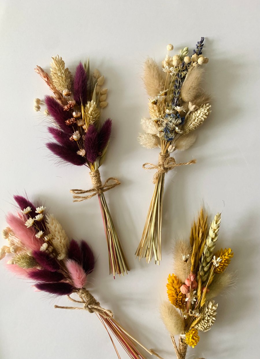 Limited Edition Dried Flower Arrangement Keepsake Gift Mixed Colours Lucky Dip