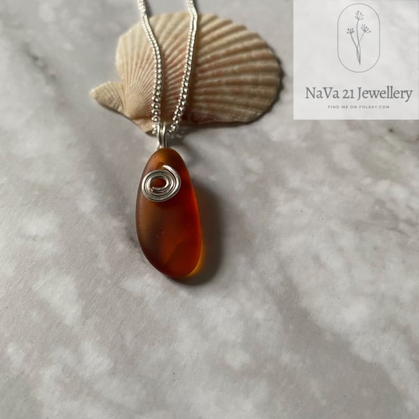 Honey brown Seaglass pendant REF:HBSG01