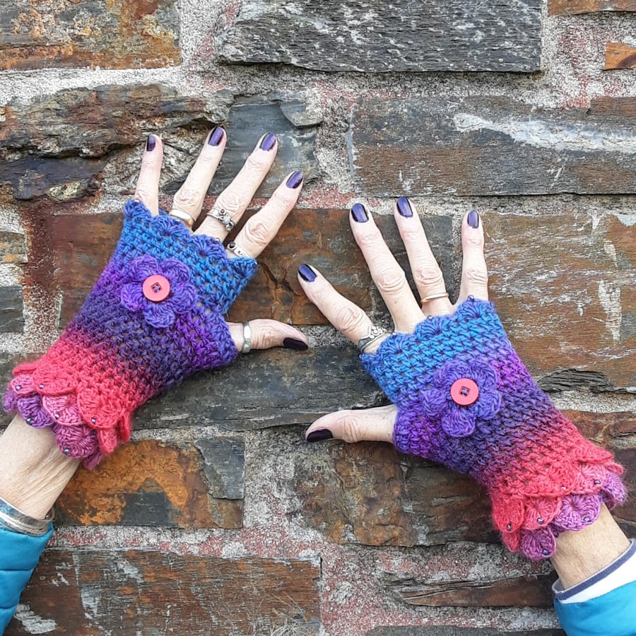 Wrist warmers. Fingerless gloves. Crochet gloves. Free UK first class postage.