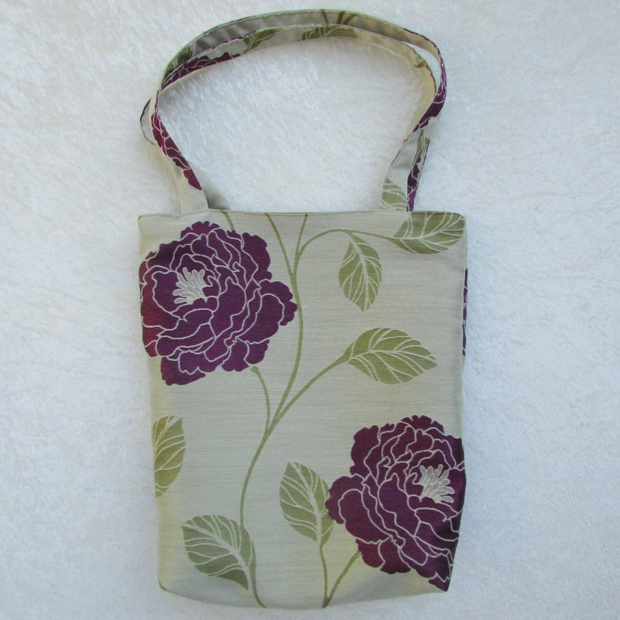 Floral tote bag in cream, purple and green