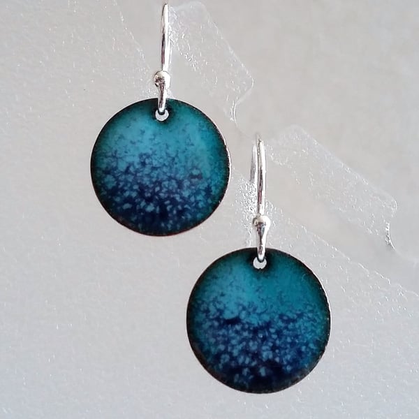 Turquoise and blue round enamelled copper earrings 112