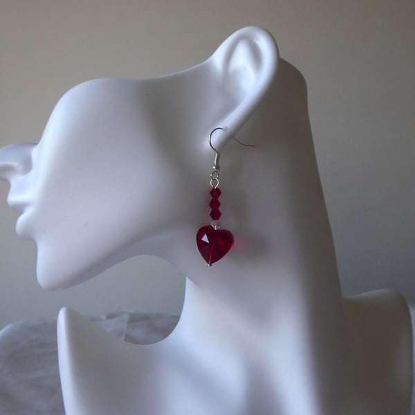  Pair of  Red Crystal Glass Heart Earrings 