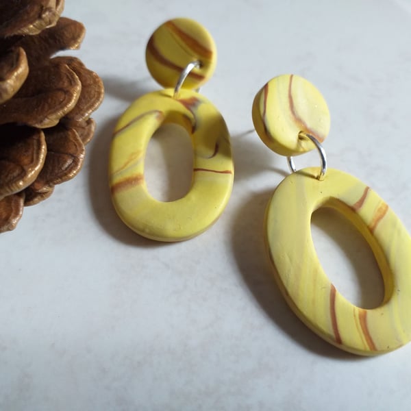 YELLOW MARBLE EFFECT POLYMER CLAY EARRINGS - - FREE UK POSTAGE