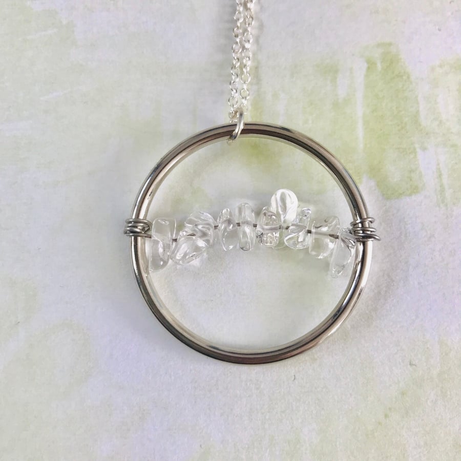 Glass Chip Beaded Hoop Pendant Necklace