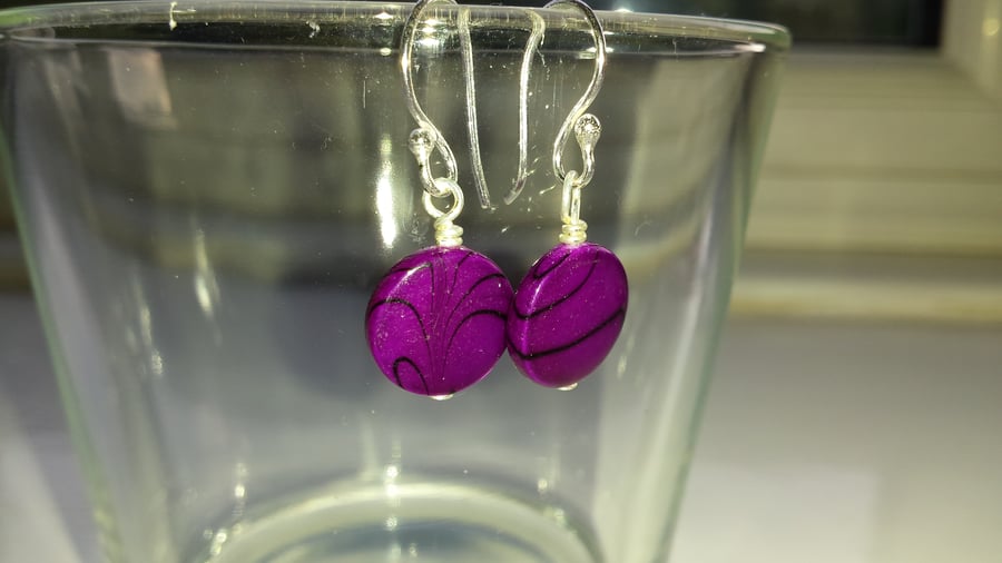 Purple Pattern Shell Disc Earrings