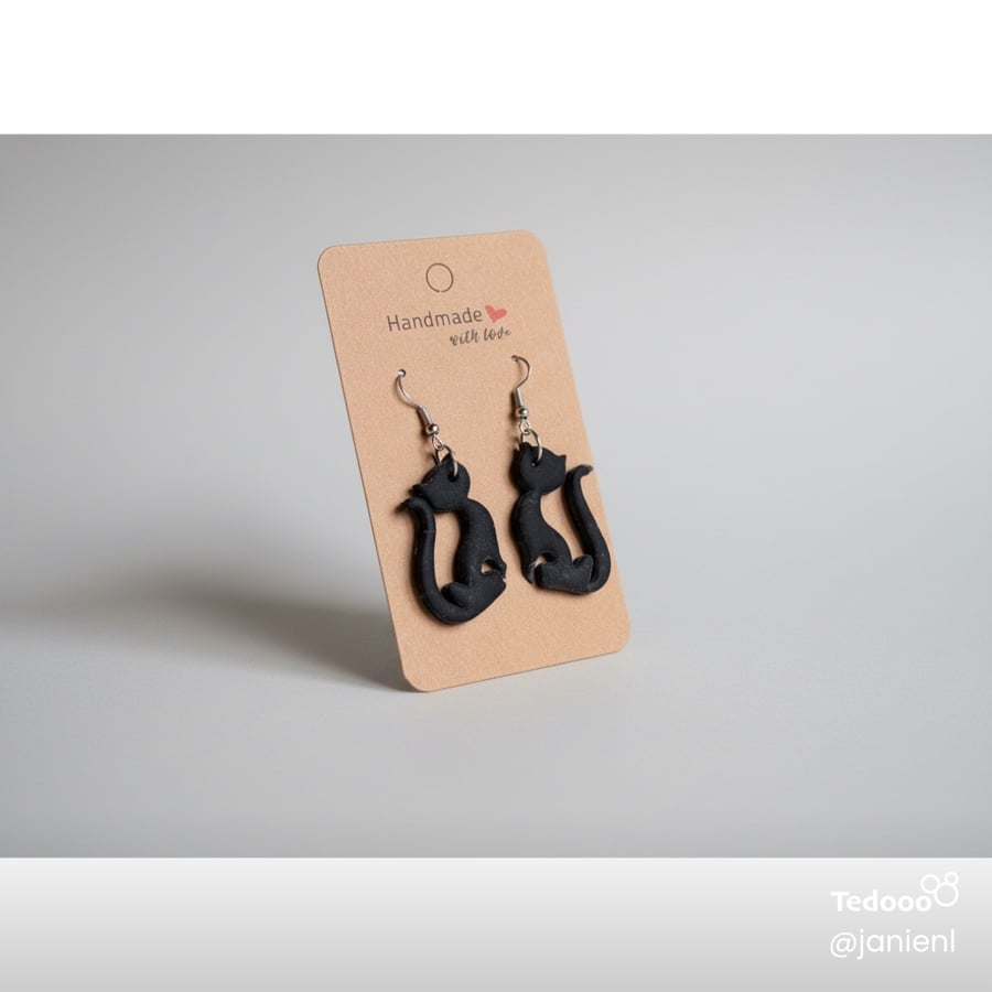 Cat earrings 