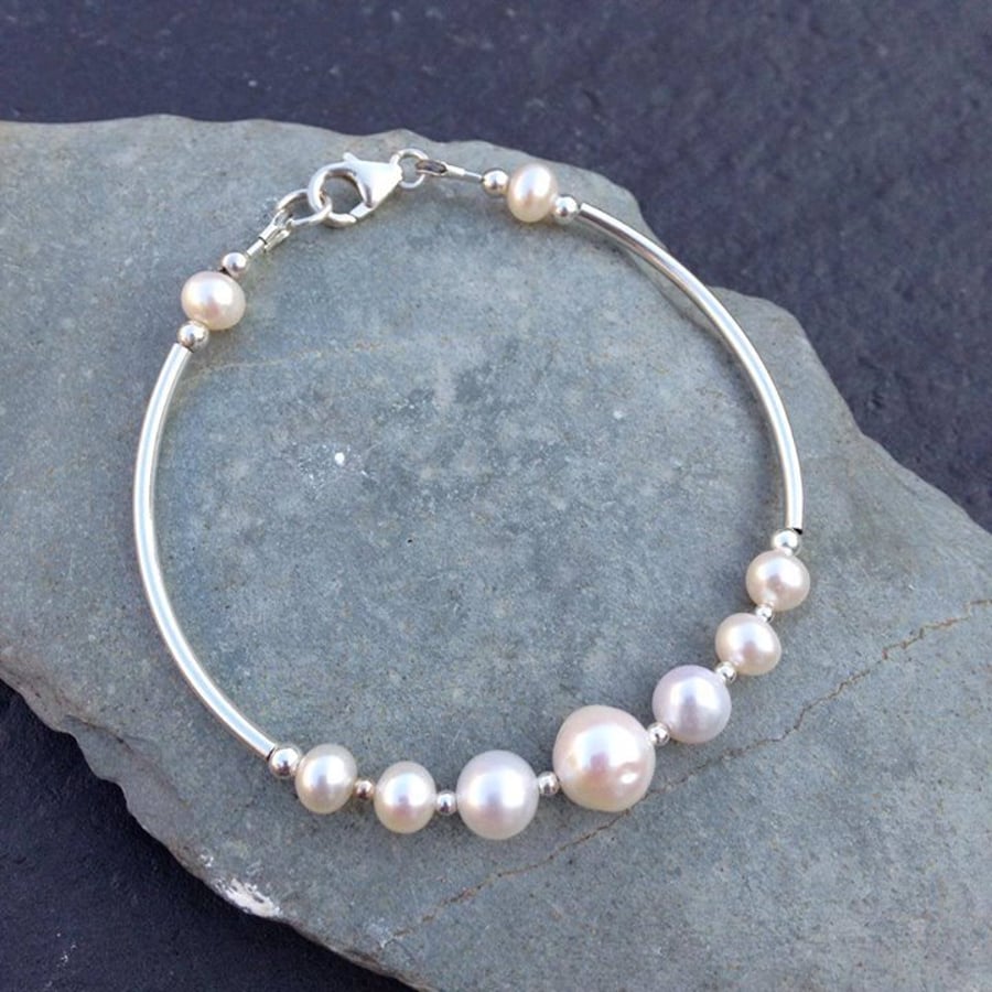 Pearl and Sterling Silver Bridal or Bridesmaid Bracelet - B0064