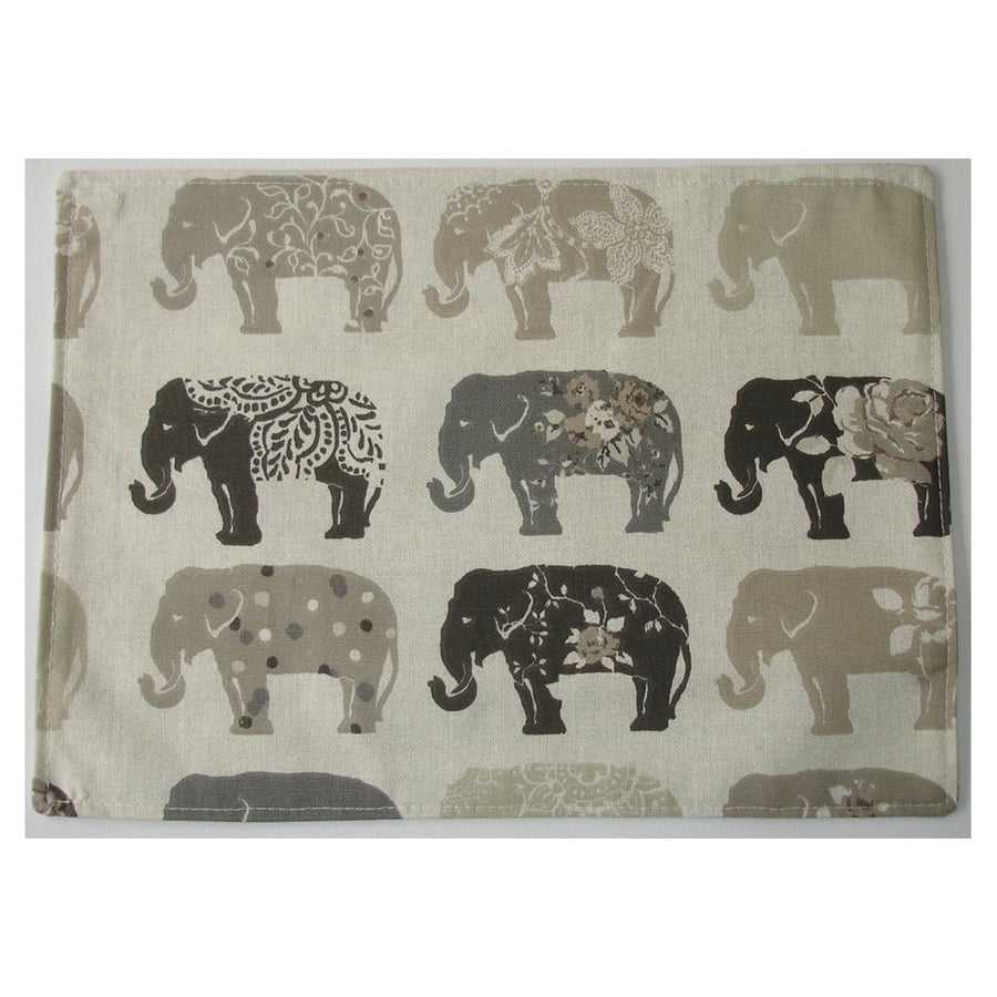 Elephant Placemat Grey Elephants