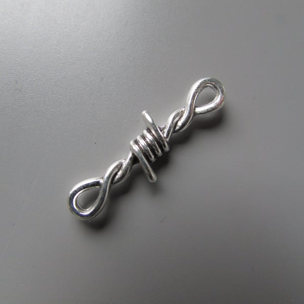 Barbed Wire connector Jewellery Charm