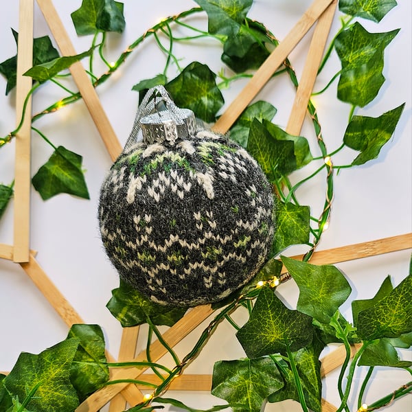 Fair Isle Christmas Bauble