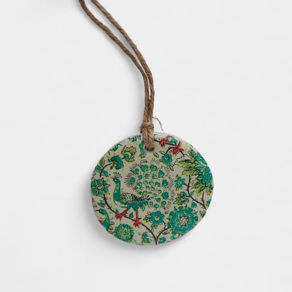 Green Peacock Vintage Style Round Clay Hanging Aromatherapy Diffuser