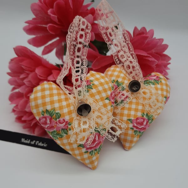 Heart hanger pair in yellow check and pink roses 