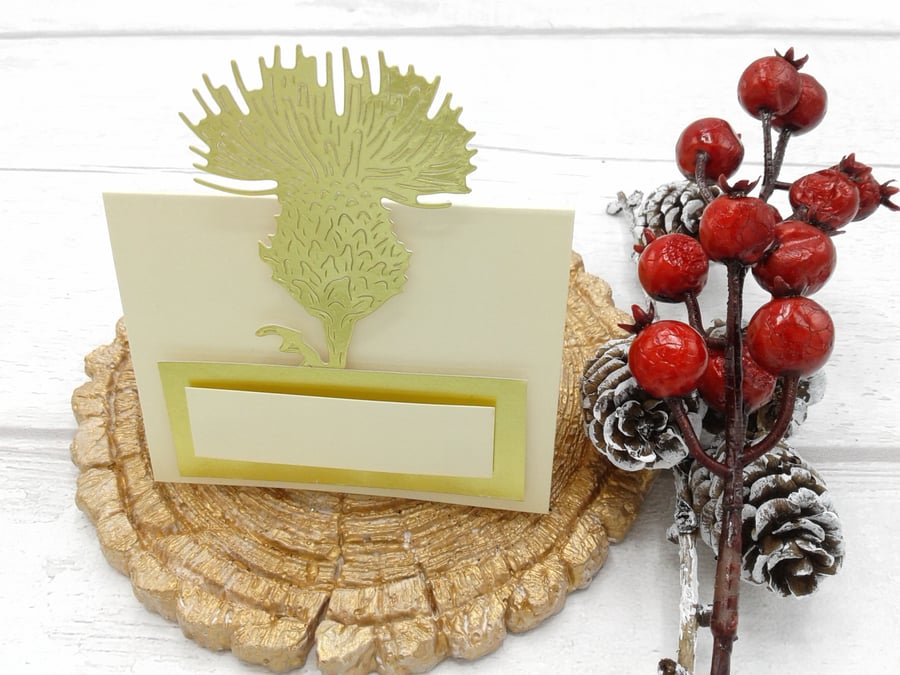 Christmas place settings. 10 place cards. Hogmonay. Scottish weddings. Thistle.