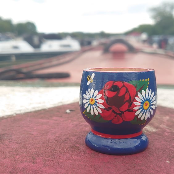 Rose and Castle Egg Cup 