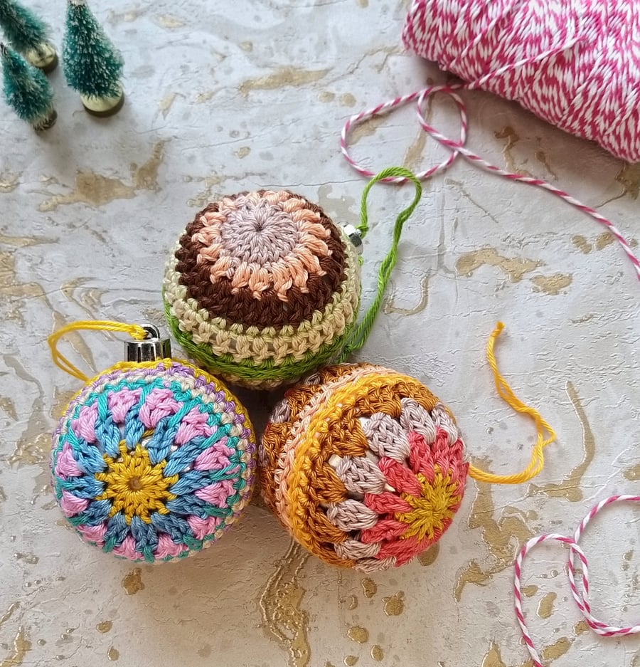  Crochet Christmas Bauble Tree Decoration Set of 3 