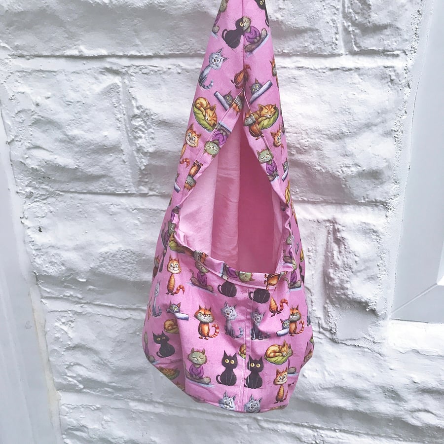 Cat Wigwam Peg Bag, Lined Pink Cotton Laundry Bag, Clothespins Holder