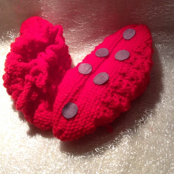 Small knitted red slipper socks 