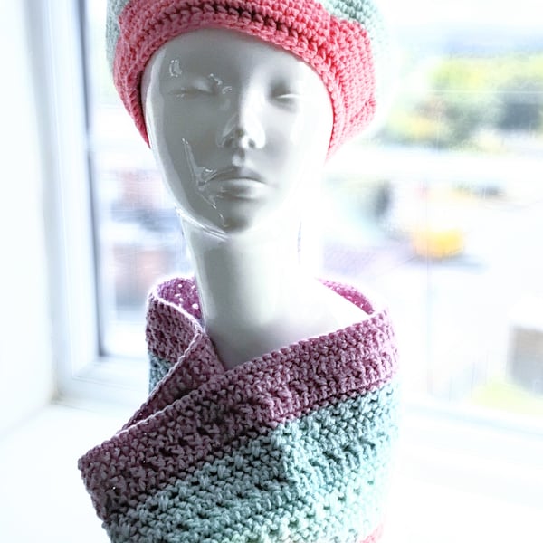 Chunky Crochet Beret and Infinity Scarf Set in Pastel Colours