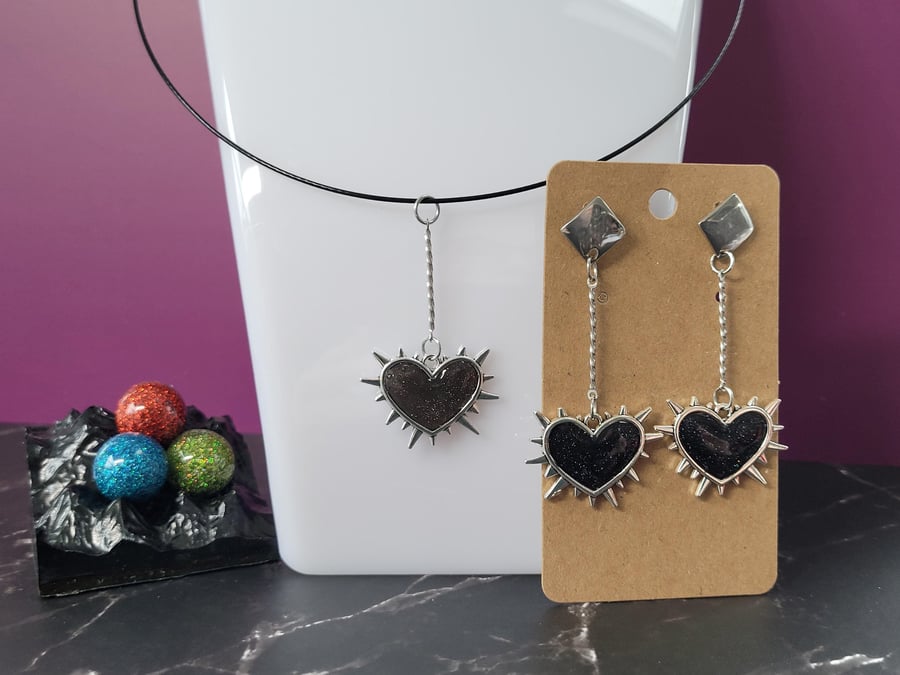 Black Heart With Spikes Earring and Pendant Set