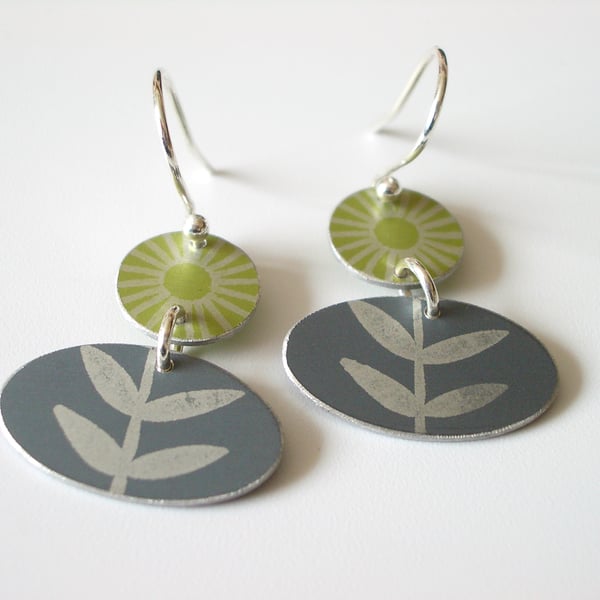 Folk art flower earrings in lime and grey