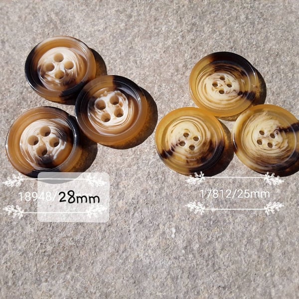 25mm & 28mm Polyester Horn Buttons Rare yet Classic material