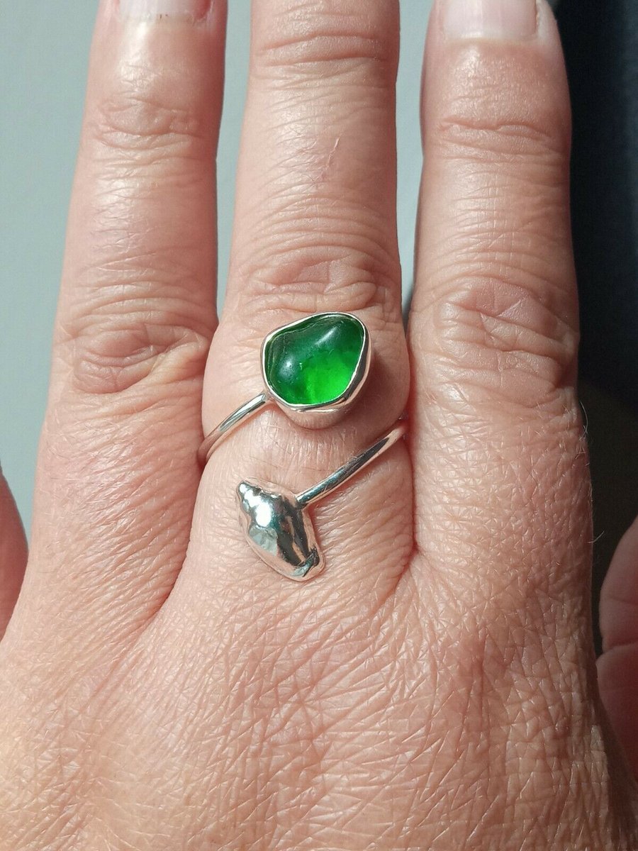 Fine Silver Seashell & Lime Green Seaglass Sterling Silver 925 Adjustable Ring