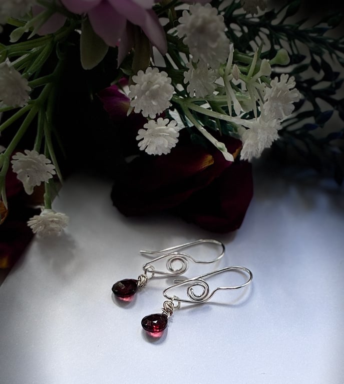 Indian Garnet Dangle Earrings 