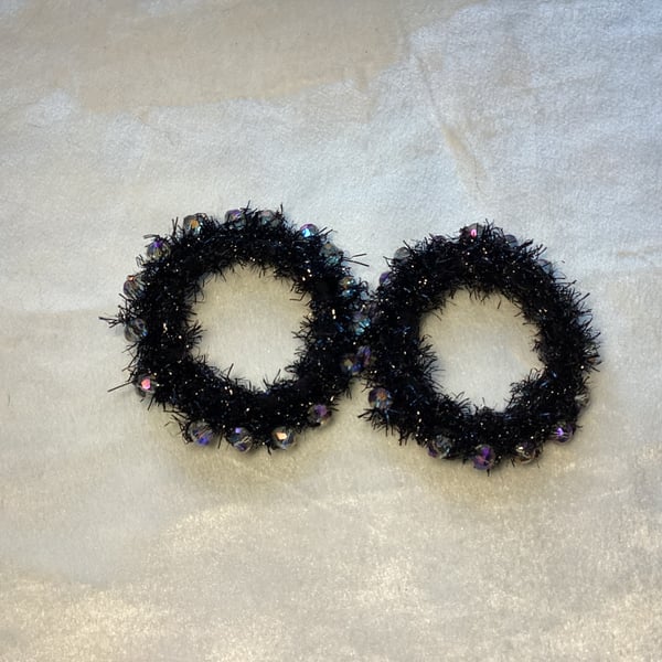 Set of 2 hair bands, crochet beads , ponytails.